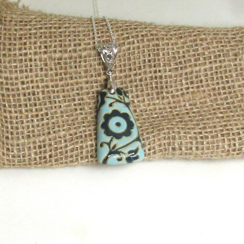 Aqua & Black Pendant Necklace