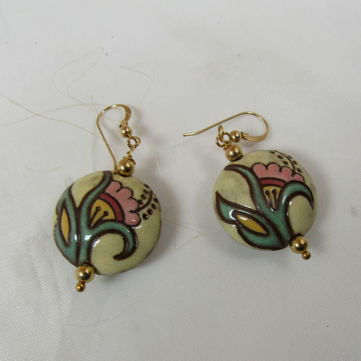 Handmade Cream & Pink Flower Ceramic Earrings Golem - VP's Jewelry