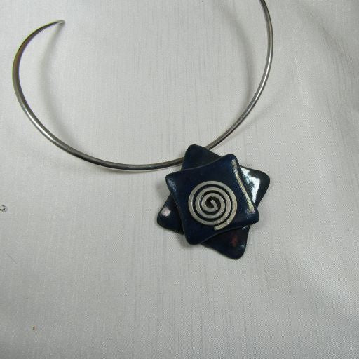 Choker Handmade Navy Blue Raku Pendant Silver Neck Wire - VP's Jewelry