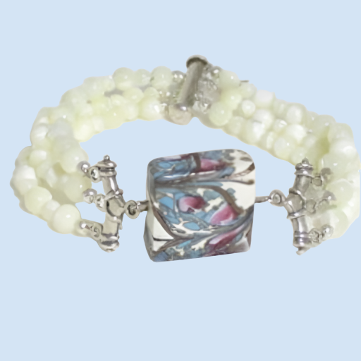 pearl bracelet