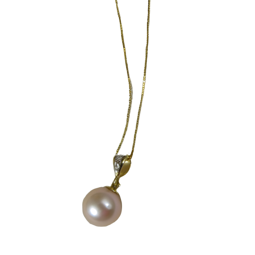 Pearl Pendant Necklace