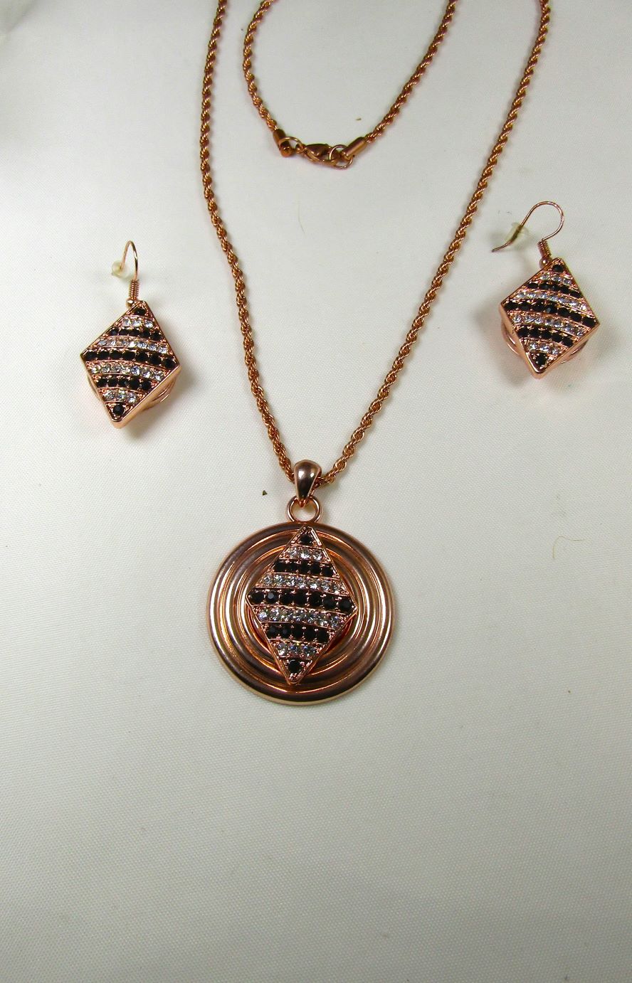 Black Crystal &  Rhinestone Pendant Necklace & Earrings