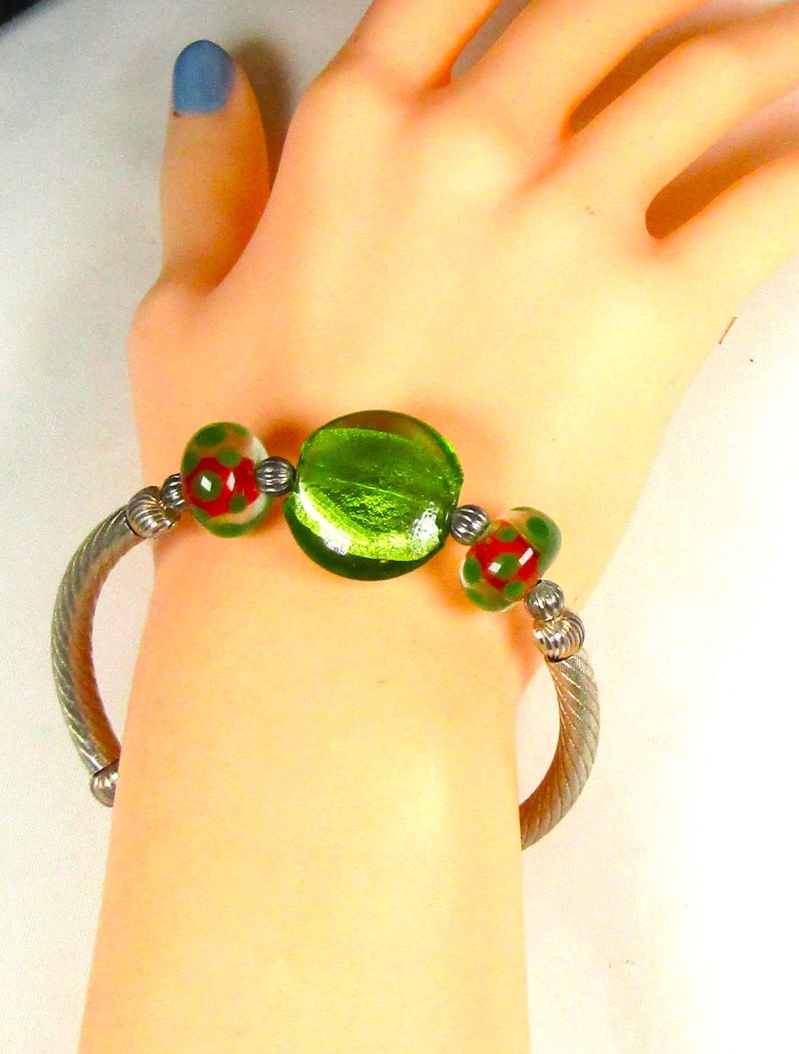 Handmade Green Artisan Bead Bangle Bracelet