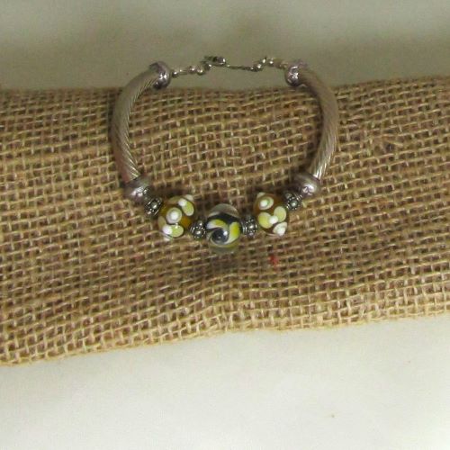 Black and Gold Handmade Artisan Bead Bangle Bracelet
