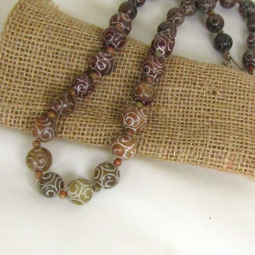 Jadelite carved bead long necklace