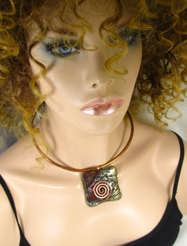 Choker Handmade Dark Green Raku Pendant Copper Neck Wire