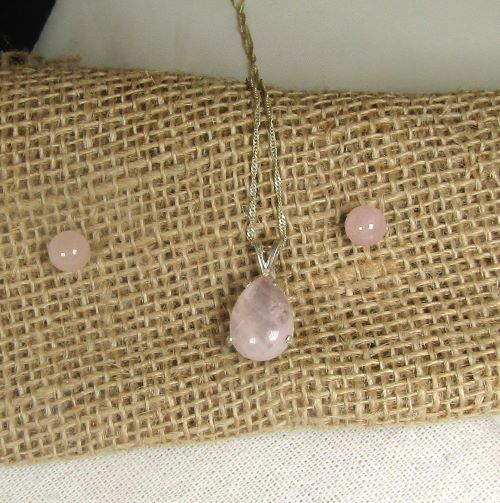 Pink quartz crystal pendant & Stud earrings