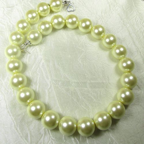 Ivory Pearl Necklace