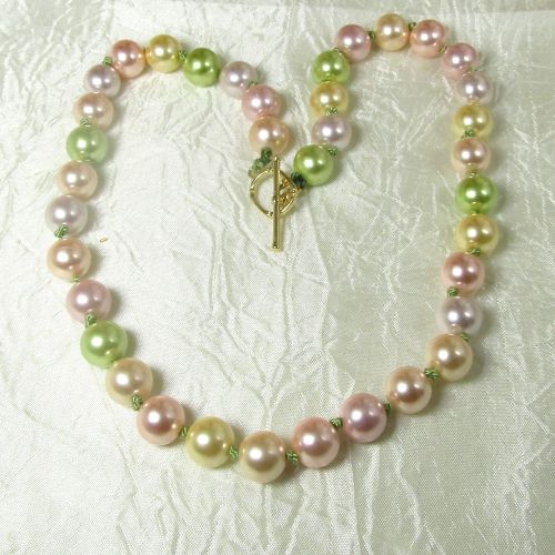 shell pearl pastal necklace