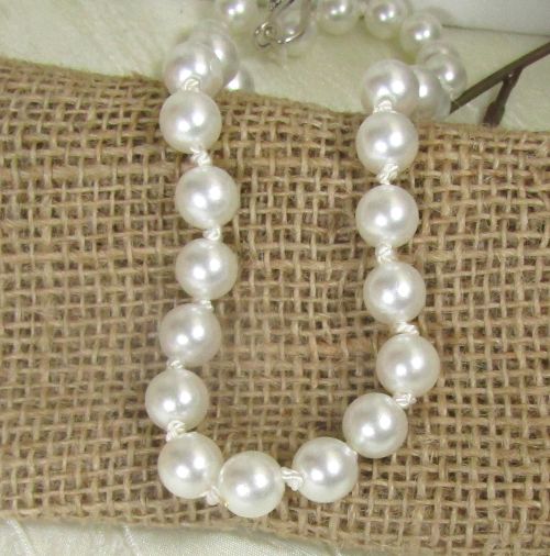 White Pearl Necklace