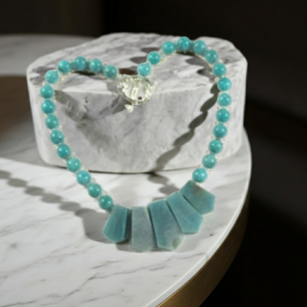 Blue Green GemstoneNecklace Intriguing Design