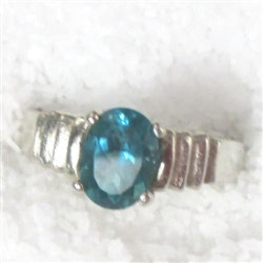 Apatite right hand ring sterling silver Classic beauty