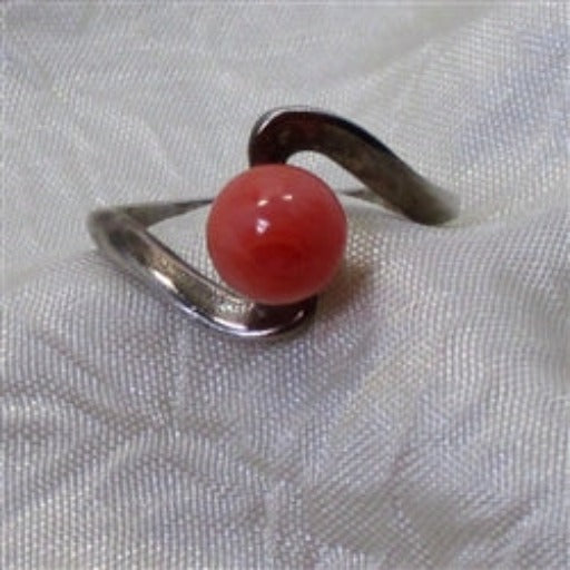 Buy Woman's coral bead ring