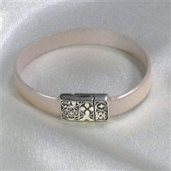 Classic creamy white leather braclet with foral silver clasp
