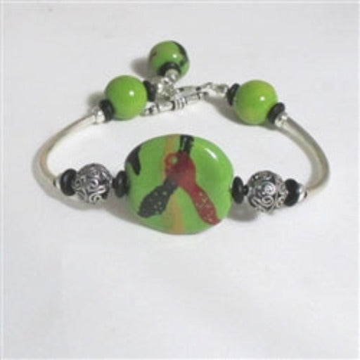 buy Green apple Kazuri bangle bracelet in fair trade African beads