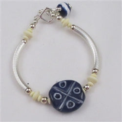 Handmade Kazuri bead bangle bracelet offers you a unique socially conscious braceelt