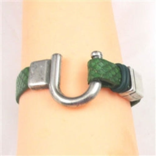 green leather U buckle bracelet