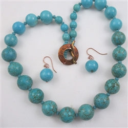 Chunky Turquoise Necklace Graduated Bead Necklace & Earrings - VP's Jewelry