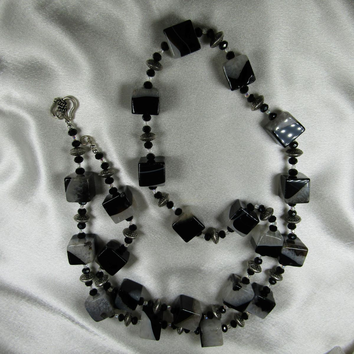 Statement Necklace Black and White Agate Long Necklace - VP's Jewelry  
