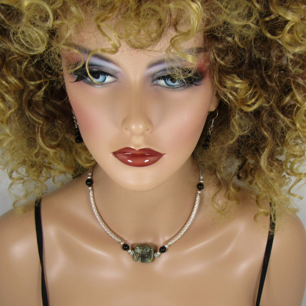 Exquisite Black Artisan Bead Necklace & Earrings Set - VP's Jewelry  