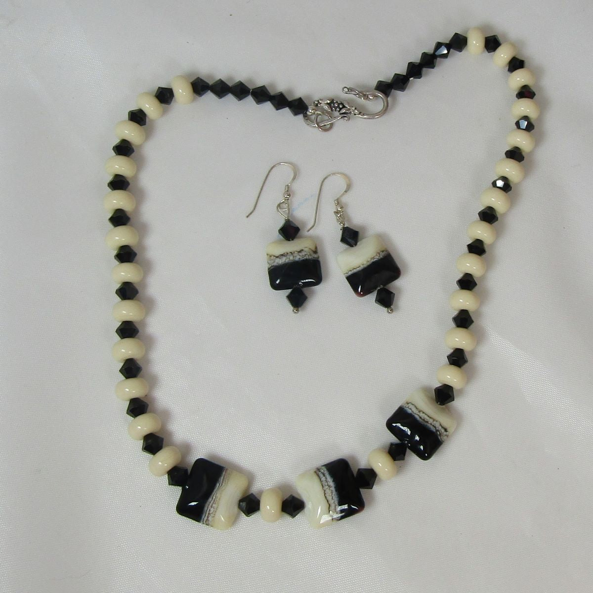 Black and Ivory Handmade Artisan Bead Necklace and Earrings - VP's Jewelry  