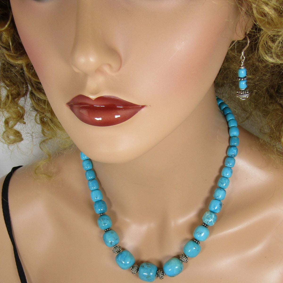 Turquoise Beaded Necklace and Earring A Classic Set - VP's Jewelry  