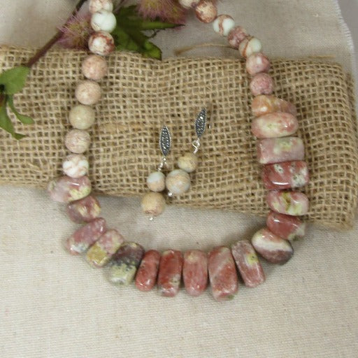 Designer Set Pink Gemstone Necklace & Earrings - VP's Jewelry