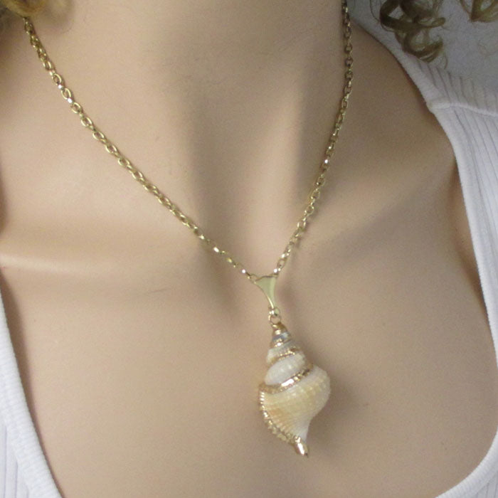 Cream Distorsio Shell Pendant Necklace on Gold Chain - VP's Jewelry
