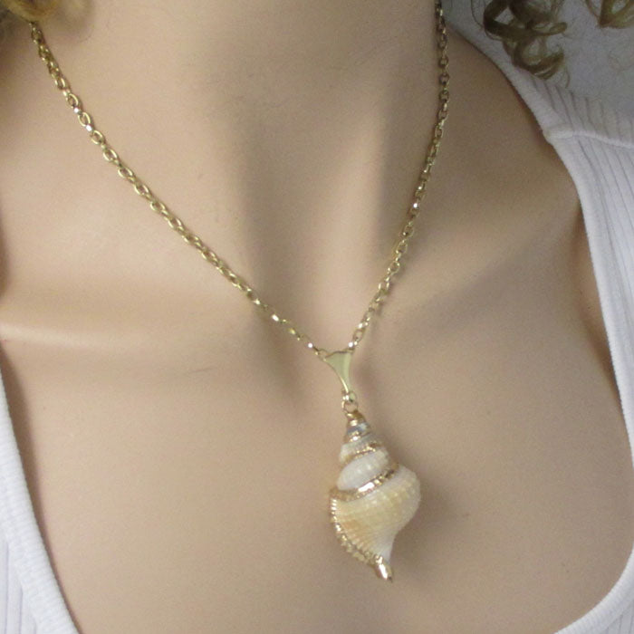 natural sea shell and leather cord necklace