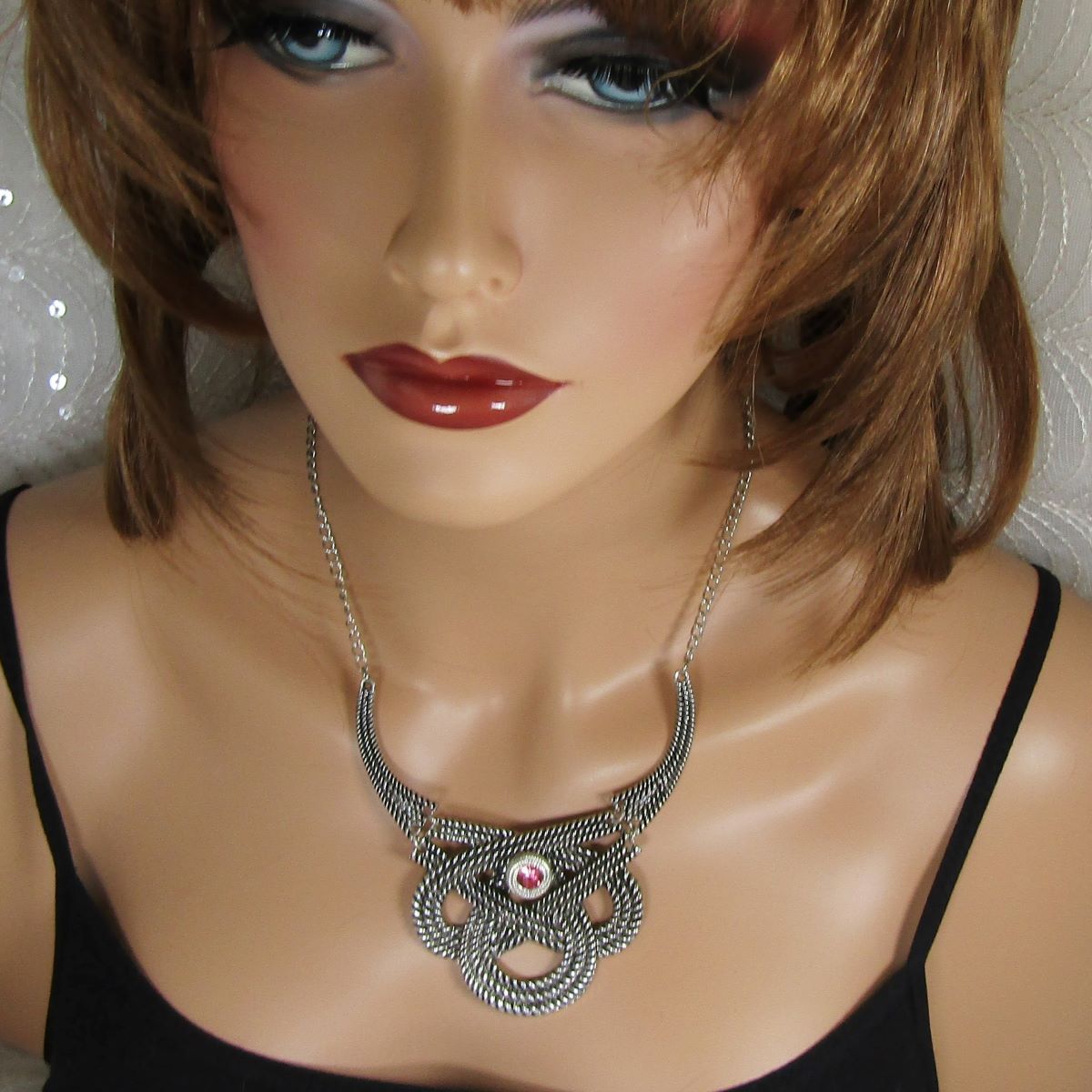 Silver Collar Necklace with Crystal Accent - VP's Jewelry