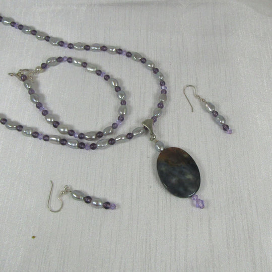 Lilac Pearl Necklace with Lepidolite Pendant Jewelry Set