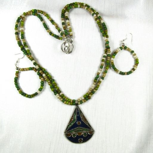 Green & Cream African Bead Pendant Necklace & Earrings - VP's Jewelry