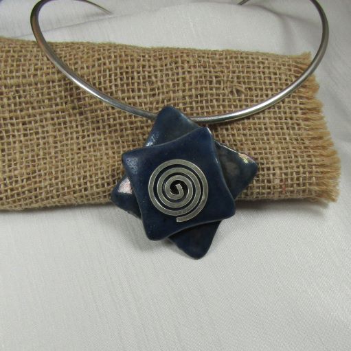 Choker Handmade Navy Blue Raku Pendant Silver Neck Wire - VP's Jewelry