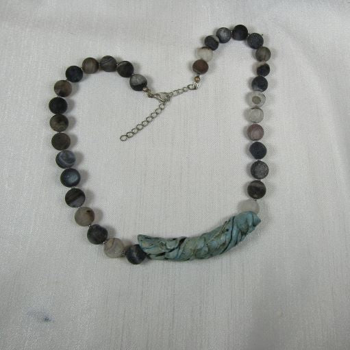 Alluring Black Drusy Agate Gemstone Beaded Necklace