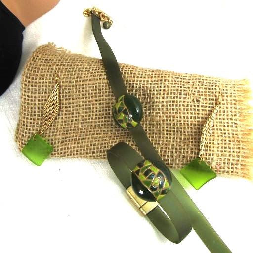 Handmade Chocker Bracelet & Earrings green