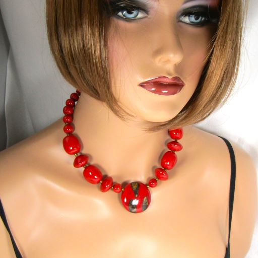 Bold Bright Red Beaded Pendant Necklace Fair Trade Kazuri Bead