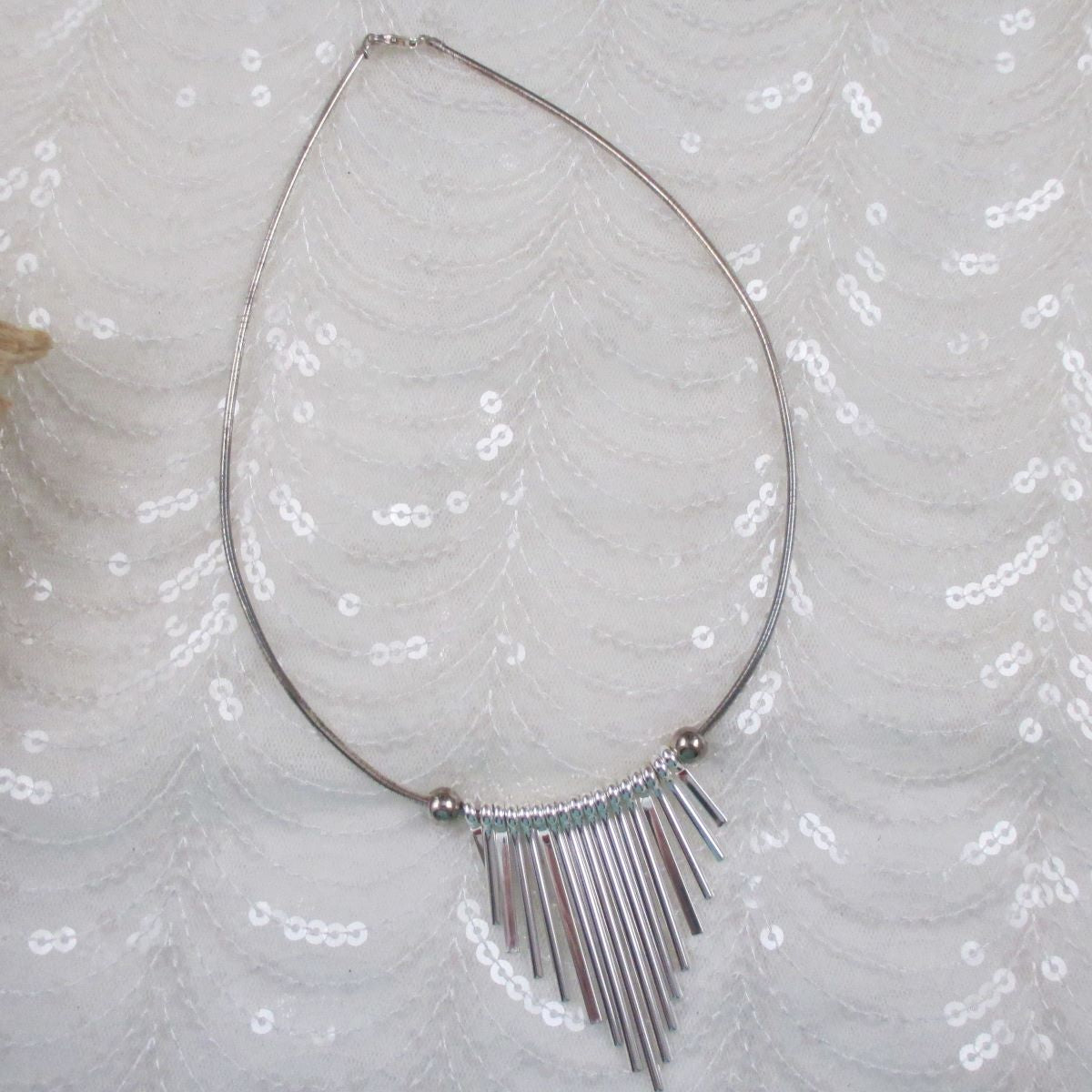 Silver Unique Fan Pendant Necklace Trendy Style - VP's Jewelry