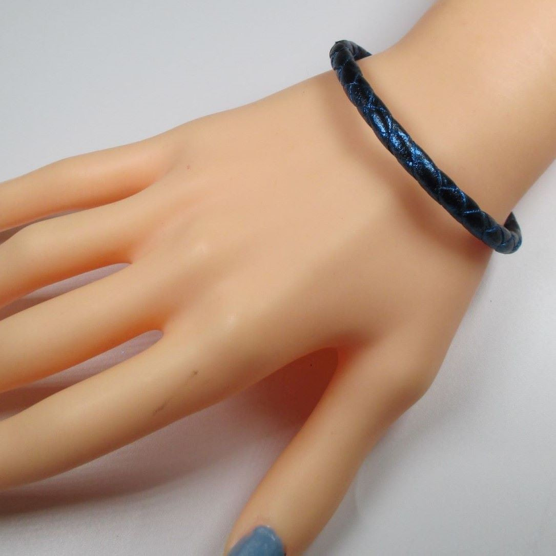 Necklace, Bracelet & Earrings Gift Set in Dark Blue - VP's Jewelry